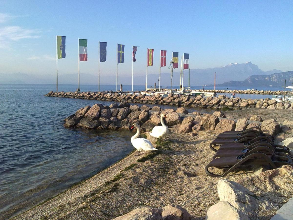 Residenza Al Sogno - On Lake Garda Cavaion Veronese Kültér fotó