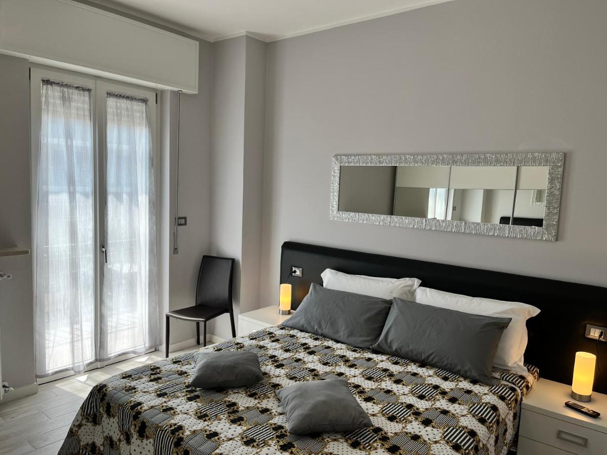 Residenza Al Sogno - On Lake Garda Cavaion Veronese Kültér fotó
