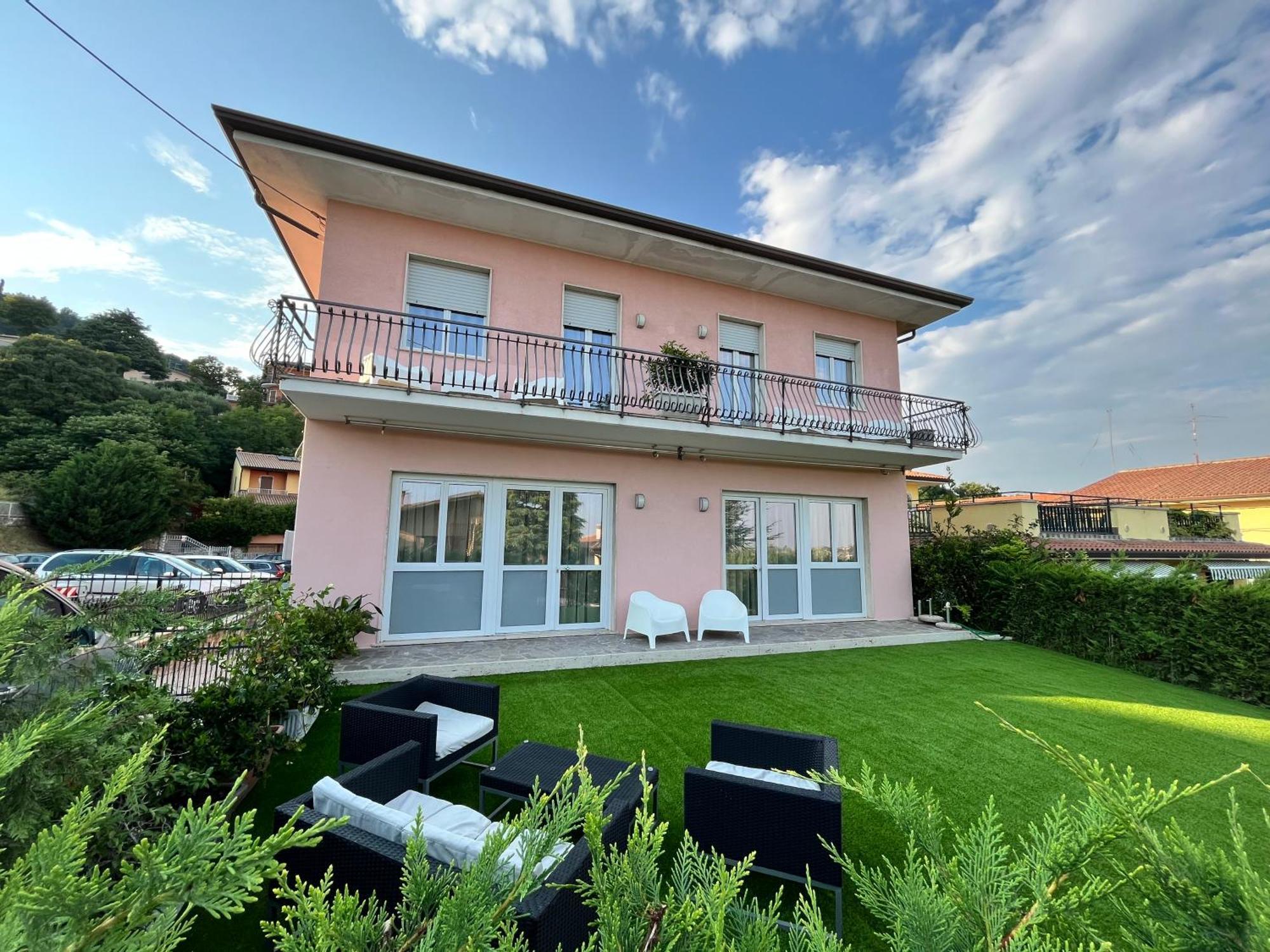 Residenza Al Sogno - On Lake Garda Cavaion Veronese Kültér fotó